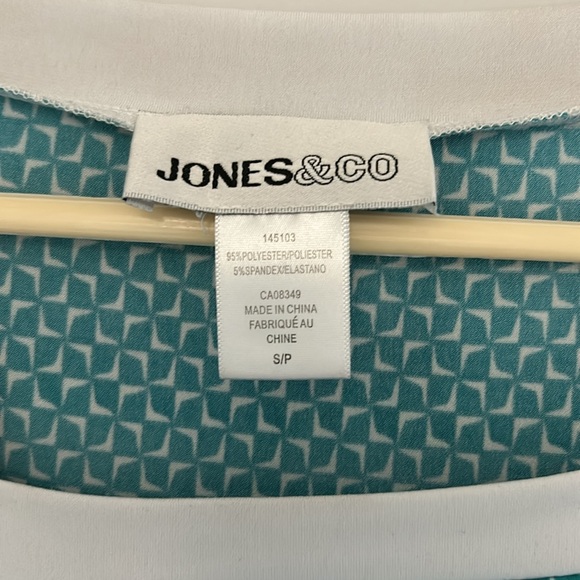 Jones & Co. Top - Picture 2 of 3
